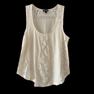 Express tank top w/rounded bottom hem, scoop neck, and vertical lace detail.